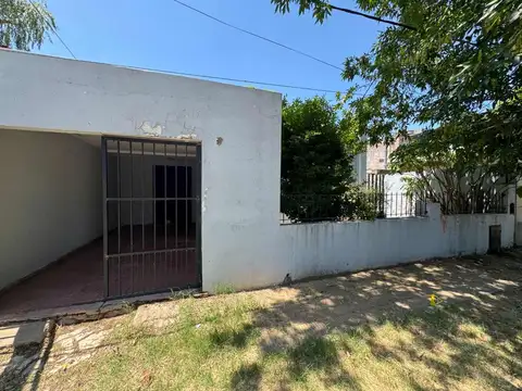 CASA EN VENTA EN PERGAMINO