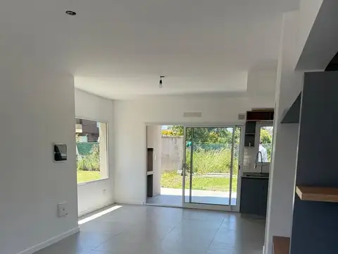 Departamento en Venta en Pilar, USD 145.000