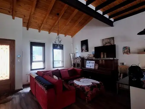 Casa en Alquiler en Neuquen, $ 2.800.000