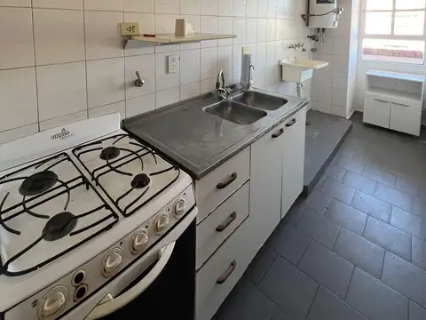 Departamento 3 ambientes con 1 baño