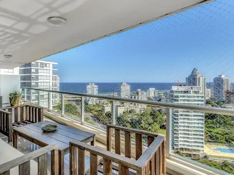 Departamento en Alquiler en Playa Brava, USD 6.000