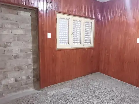 Amplia casa en alquiler en Bº Los Nogales