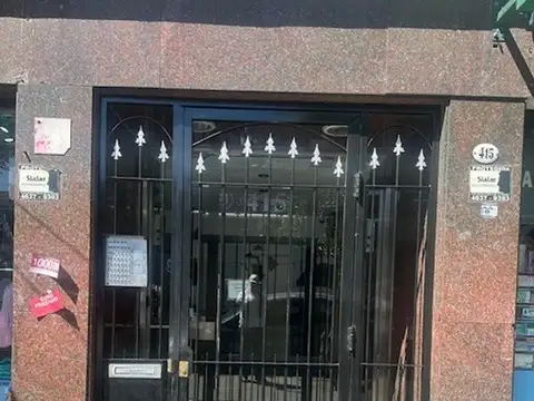 EXCELENTE Y MUY AMPLIO 2 AMB. AL FTE.  SOBRE AV. NAZCA