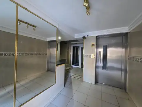 Venta Piso Oportunidad de inversión  3 dorm 2 baños