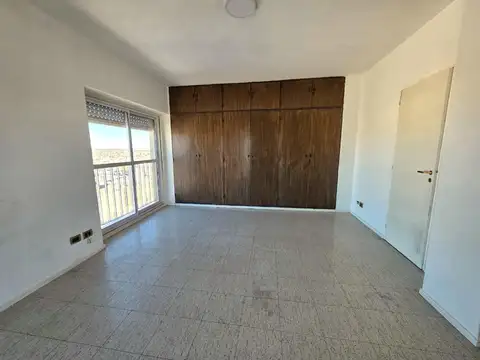 Venta Piso Oportunidad de inversión  3 dorm 2 baños
