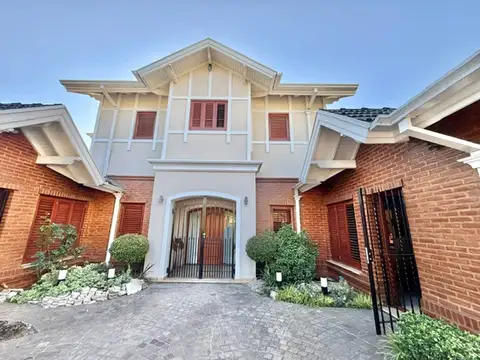 Casa en Venta de 6 dormitorios