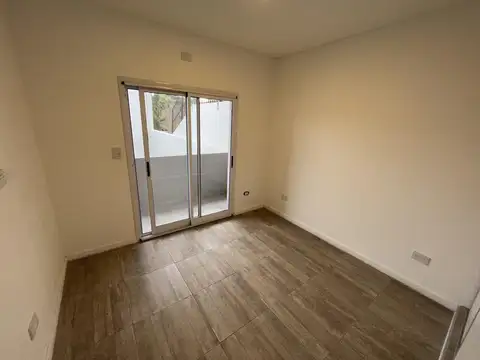 Departamento en Alquiler en Sarandí, $ 750.000