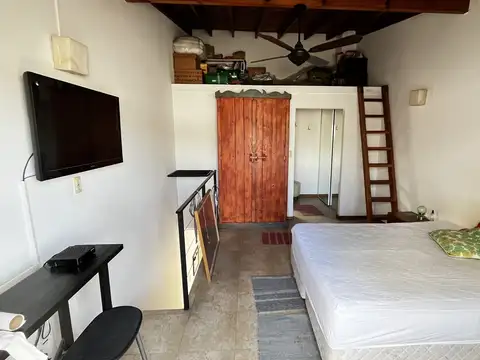 Depto Tipo Casa 2 ambientes con 1 baño
