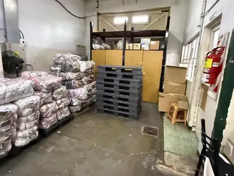 Alquiler Galpón Con Oficina Nueva Pompeya 650m2