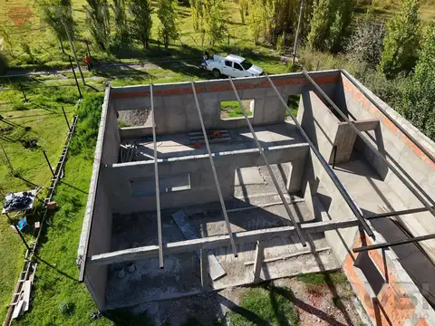 CASA EN VENTA EN FERNÁNDEZ ORO, RIO NEGRO