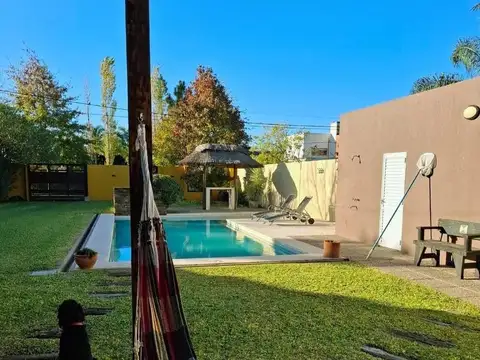 Casa en Venta en Esperanza, USD 240.000