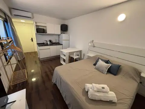 Adolfo Alsina 1200, Piso 2