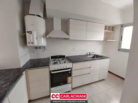 Casa en Alquiler con 1 cochera