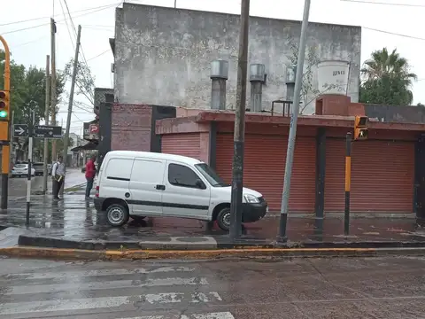 Local en Alquiler en Villa Dominico, $ 1.100.000