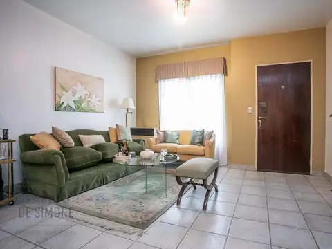 Depto Tipo Casa 5 ambientes con 2 baños