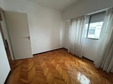 Avenida Bartolomé Mitre 500