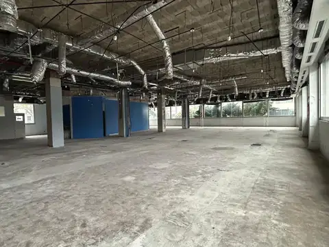 Oficina en Alquiler en Villa Lynch, USD 12.000