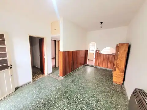 Depto Tipo Casa en Venta 40 años