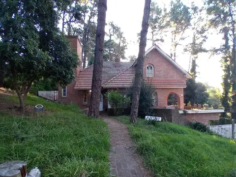 Casa 3 Dormitorios en Venta en Pinamar Zona B5