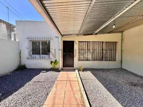 av 520 e/ 135 y 136 4000, Piso 0