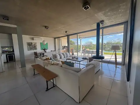 Casa en Alquiler Temporal en Villanueva, USD 6.500