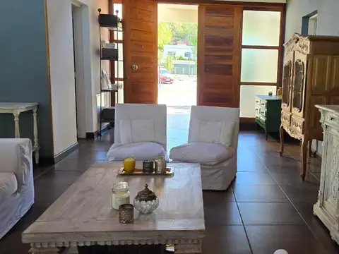 Casa en Alquiler de 3 dormitorios
