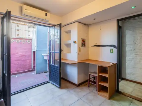 Venta. Departamento 3 Ambientes. Floresta.