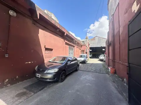 GalpÃ³n - Venta - Argentina, Capital Federal - Avenida Lafuente 1225