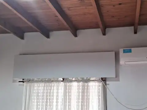 Depto Tipo Casa en Alquiler en Loma Hermosa, $ 650.000