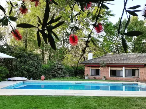 Casa en Venta en Maquinista Savio, USD 299.000