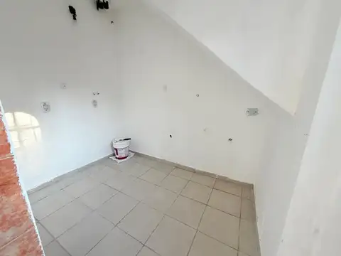 Depto Tipo Casa en Alquiler en Ramos Mejia, $ 480.000