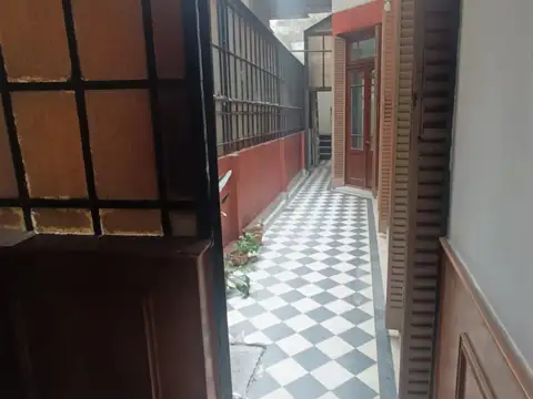 Departamento 5 ambientes con 2 baños