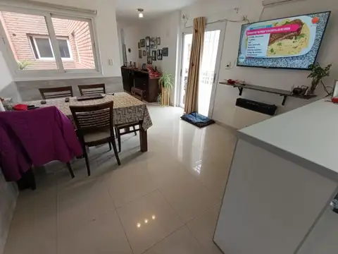 VENTA DEPARTAMENTO 3 DORMIT CON BALCON Y PISCINA