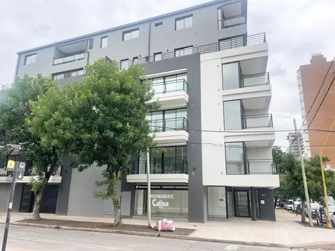 DEPARTAMENTO A LA VENTA C/COCHERA Y AMPLIO BALCÓN