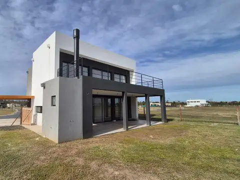 Casa en Venta en Puertos - Barrio Nativas, USD 369.900