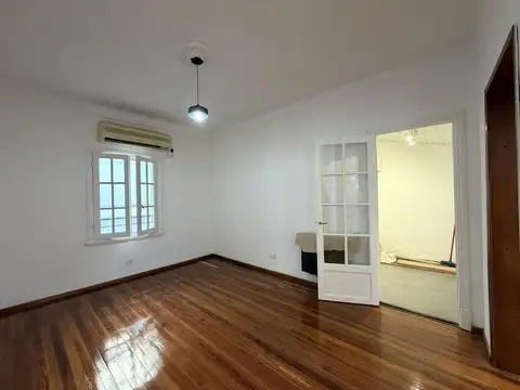 Depto Tipo Casa en Alquiler 40 años