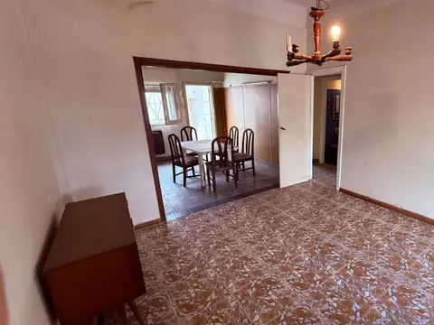Casa 3 ambientes con 1 baño