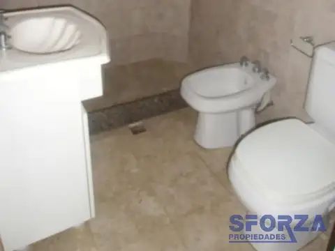 Depto Tipo Casa en Alquiler de 1 dormitorio
