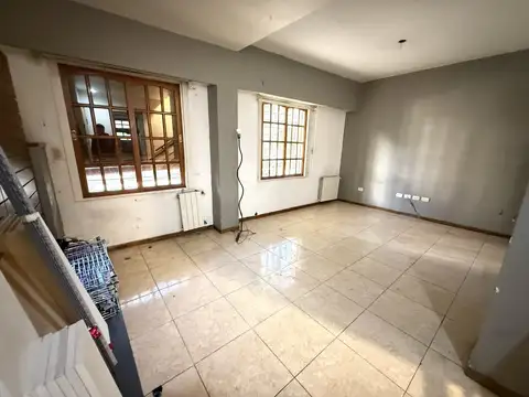Depto Tipo Casa en Venta de 5 ambientes