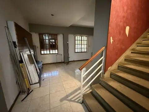 Depto Tipo Casa 5 ambientes con 1 baño