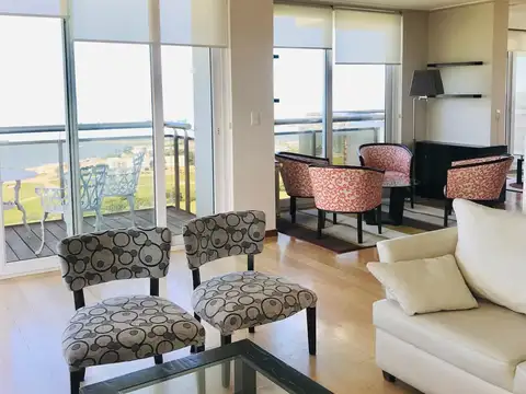 Alquiler temporal en Alem con vistas al mar y Golf, Playa Grande Mar de Plata