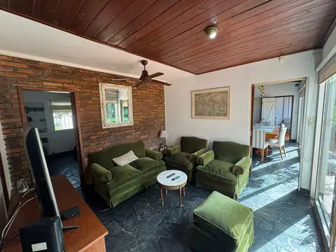 Casa 7 ambientes con 3 baños