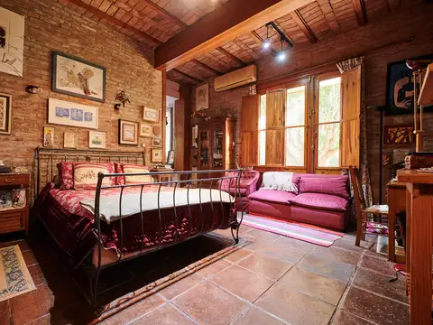 Casa 6 ambientes con 3 baños