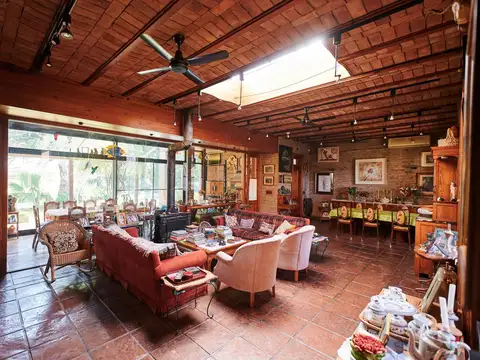 Venta Casa 6 ambientes en Club de Campo Hacoaj Tigre Estilo Inglés
