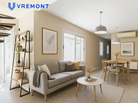 Lisandro Mendez 3400. Triplex en venta de 4 amb. Pileta. Remedios de Escalada.