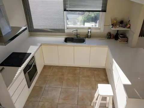 Departamento 5 ambientes con 2 baños