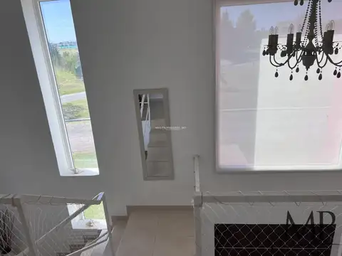 Venta Casa a la laguna en Horizontes al Sur 5 Dormitorios Canning