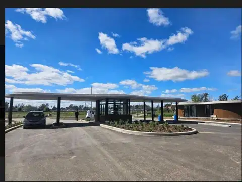 VENTA LOTE EN BARRIO LA ESTELA, INTERNO