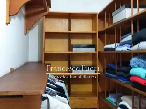 Depto Tipo Casa en Venta con 1 cocheras