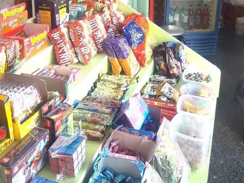 Local en Venta Via Pública